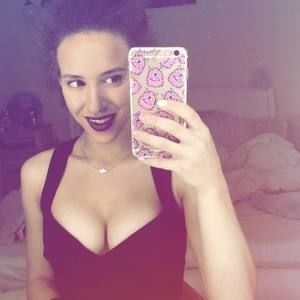 Meet your Posher, Victoria